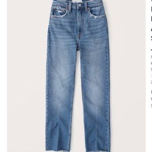 Abercrombie ultra high rise ankle straight